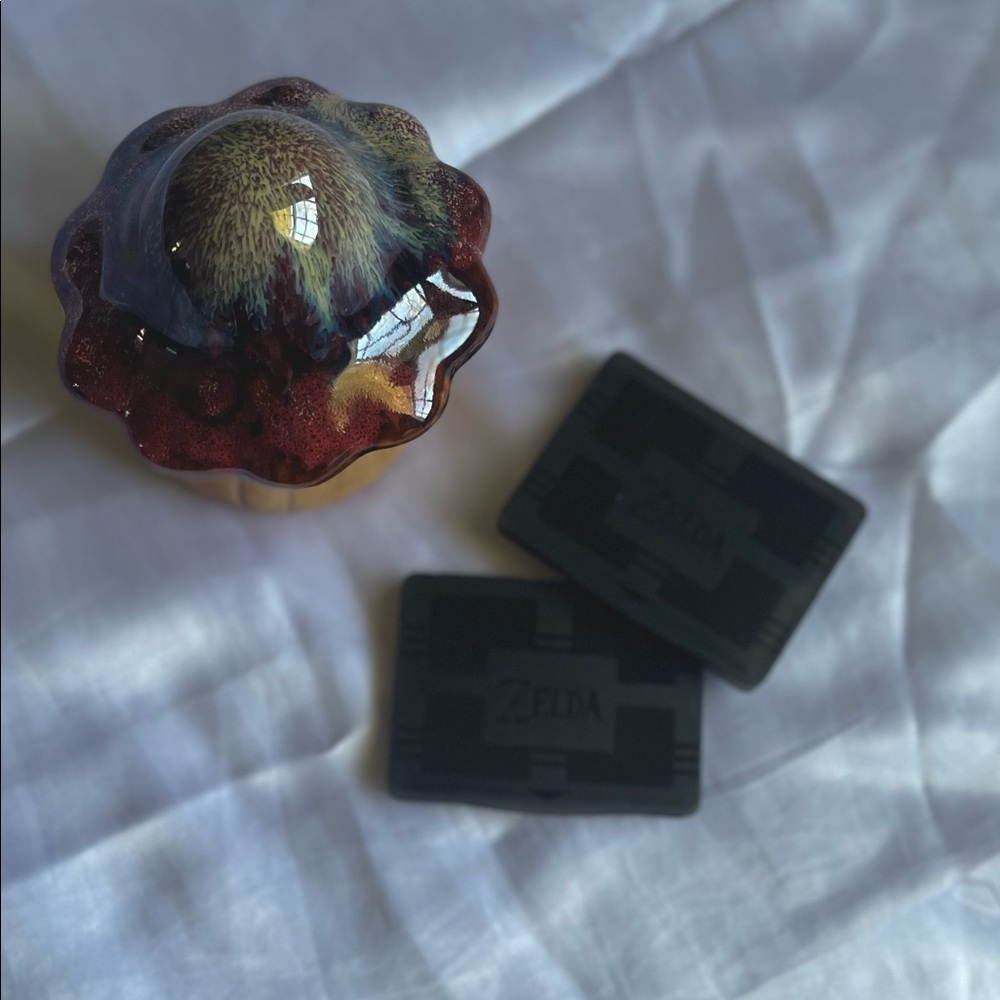 •THE LEGEND OF ZELDA SWITCH GAME CASE•